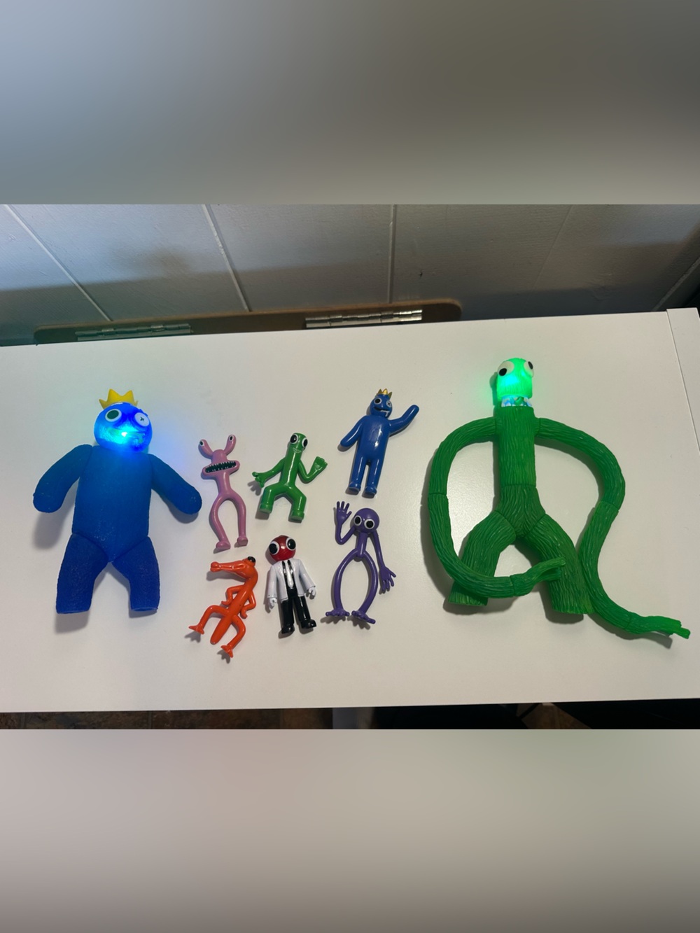 Rainbow Friends Figures Bundle